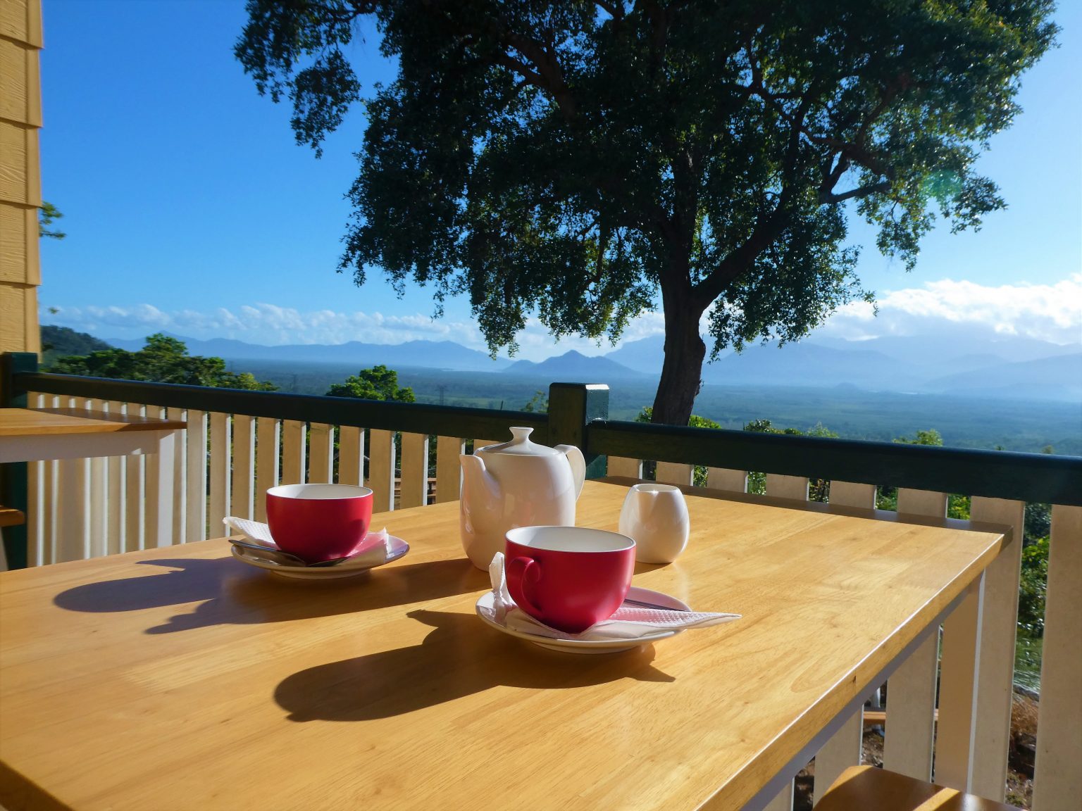 Ingham Vista Hinchinbrook Bed & Breakfast
